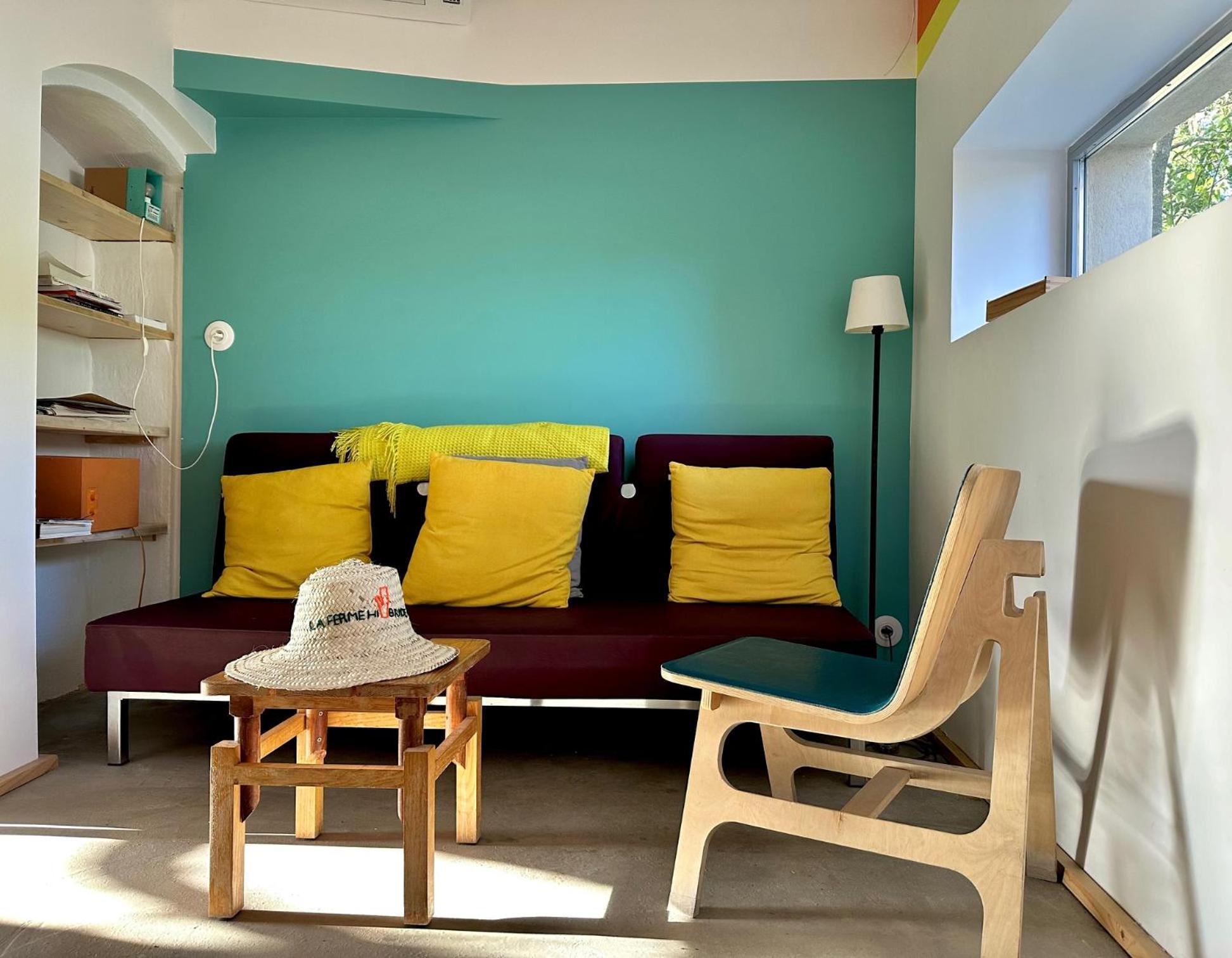 Domaine La Ferme Hi Bride Bed & Breakfast Villelaure Ngoại thất bức ảnh