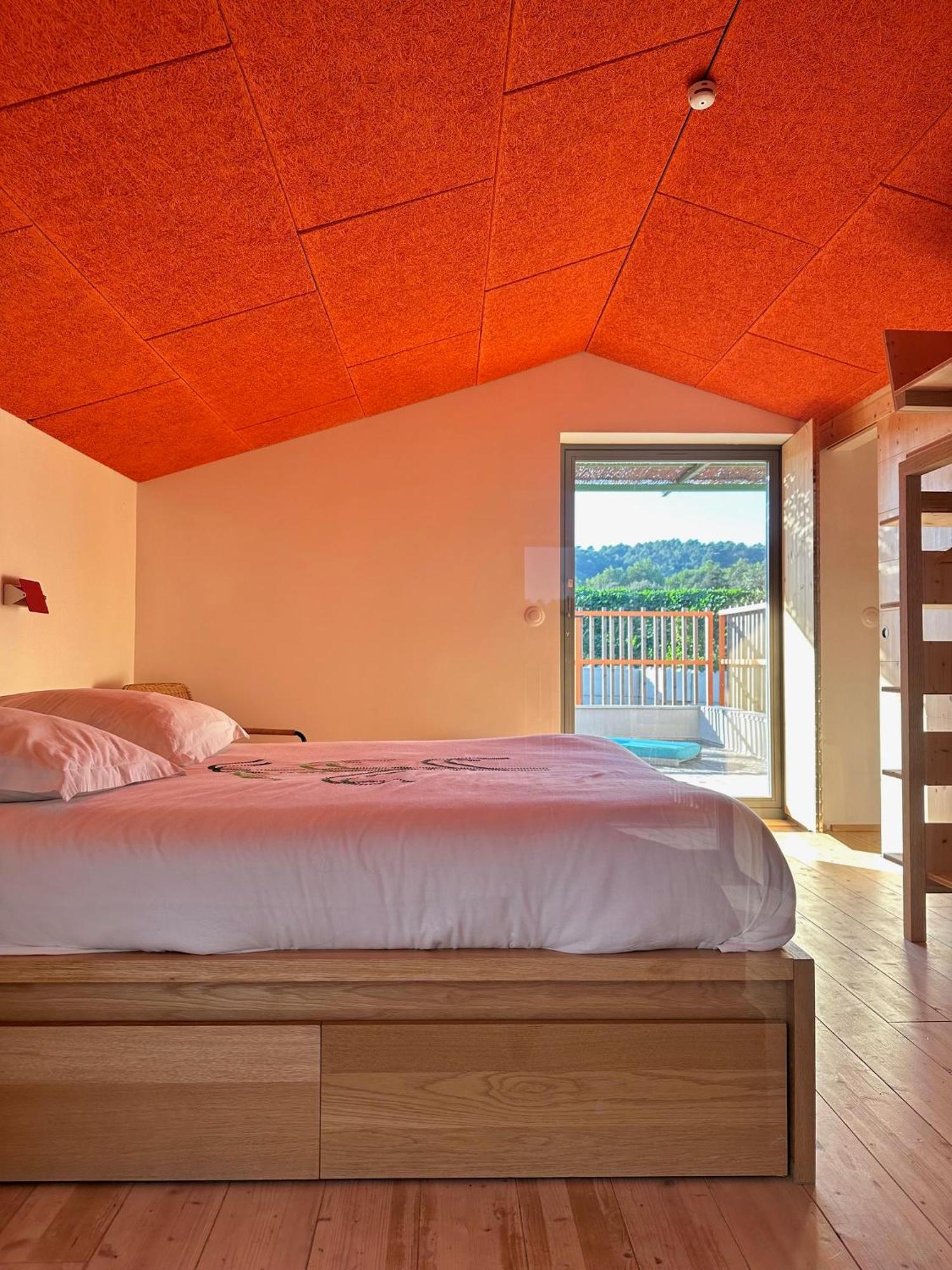 Domaine La Ferme Hi Bride Bed & Breakfast Villelaure Ngoại thất bức ảnh